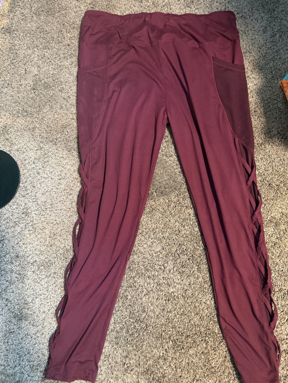 shosho Burgundy Women's Crisscross Leggings
